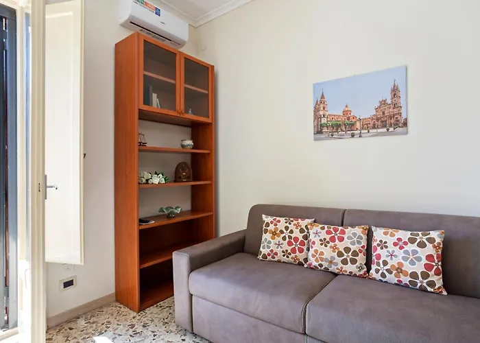 Tra Il Centro E Il Mare Con Terrazzo