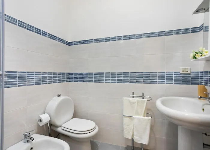 アパート Tra Il Centro E Il Mare Con Terrazzo